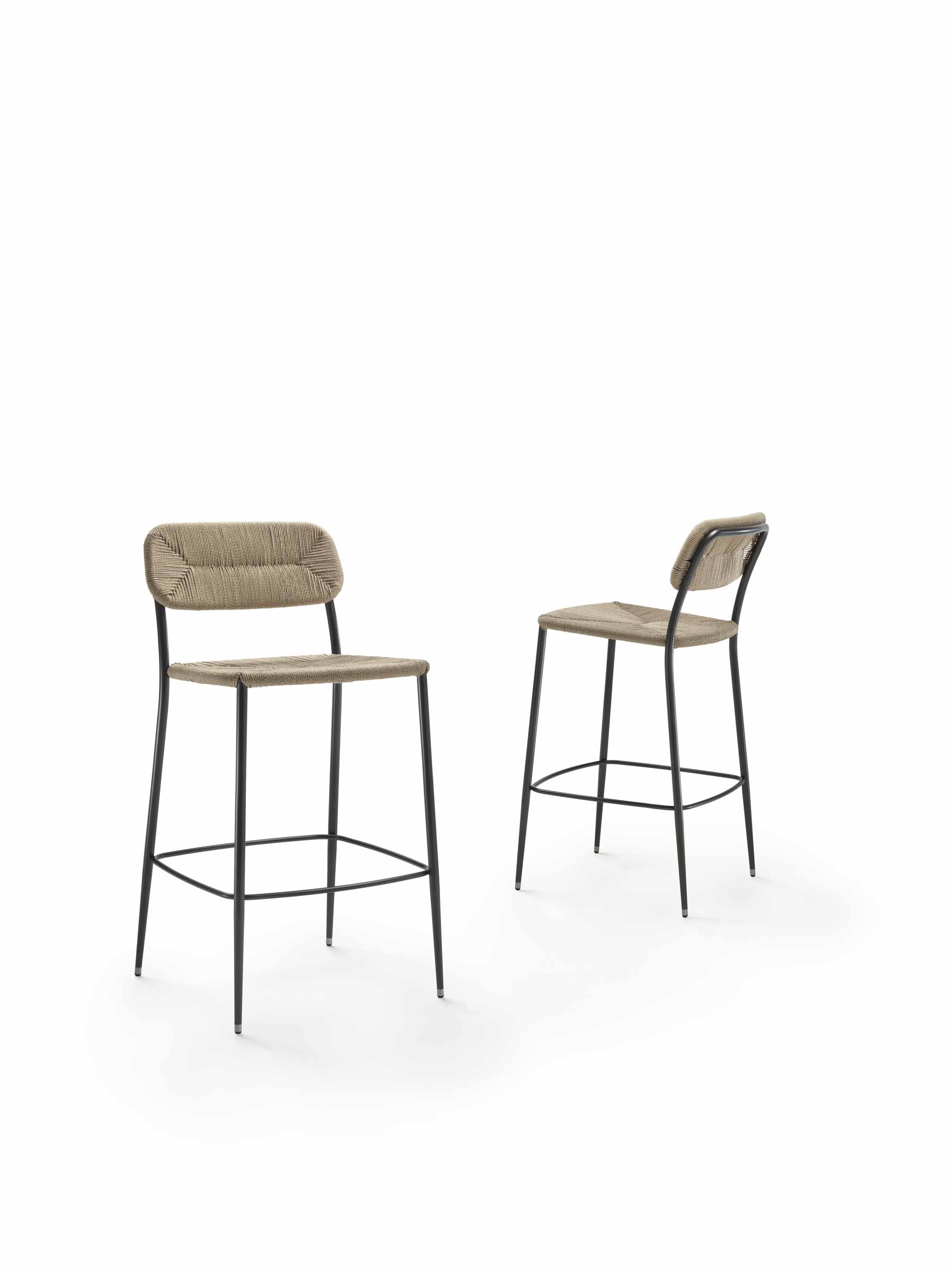Tabouret First Steps Stool Flexform